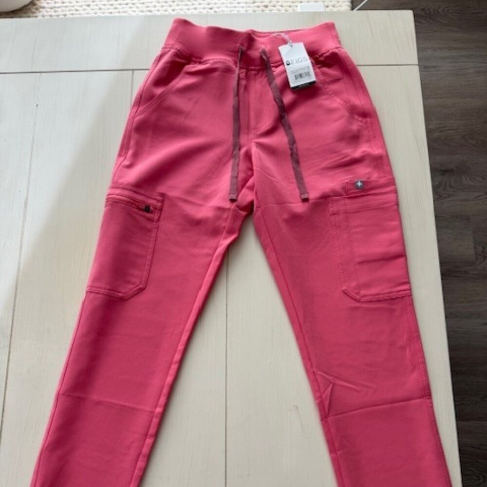 Figs Women's Desert Rose Yola High Waisted - Petite Skinny Scrub Pants XXSP